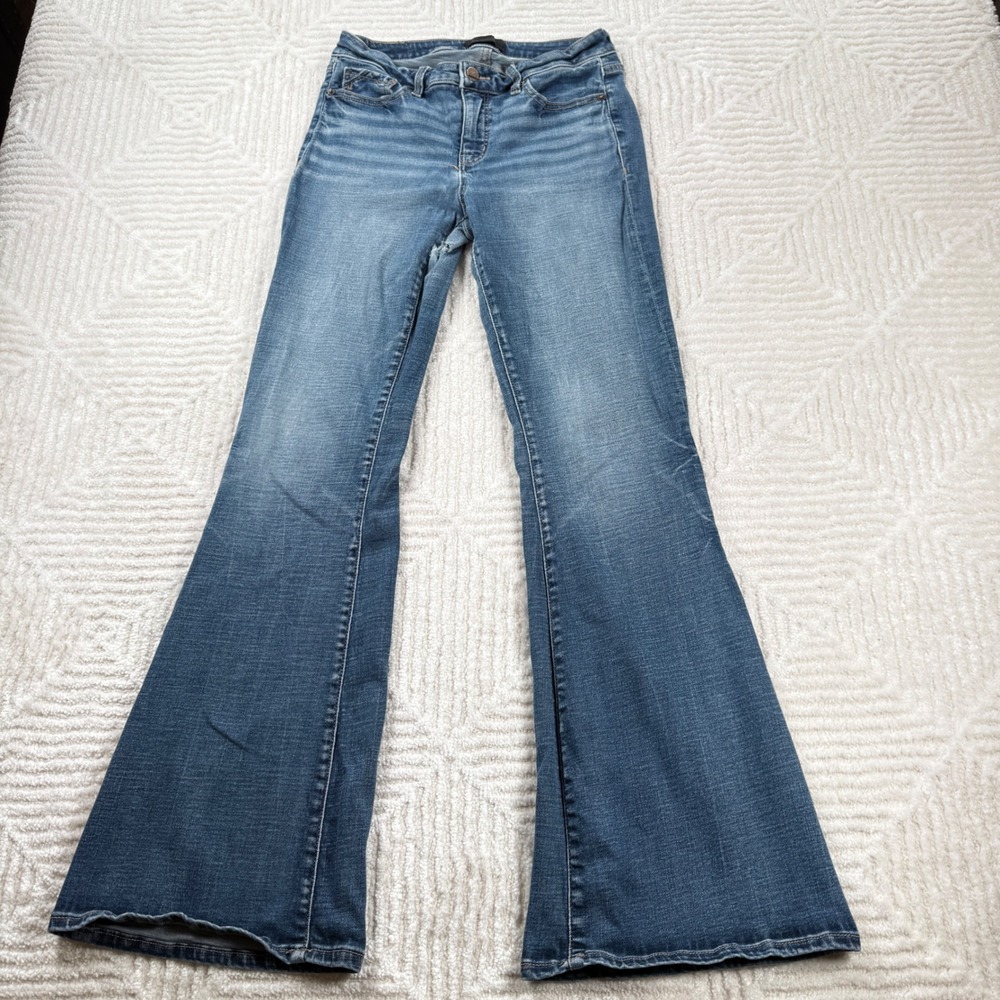 Buckle Women's Flare Jeans in Classic Blue